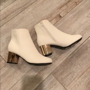 Bamboo white bootie